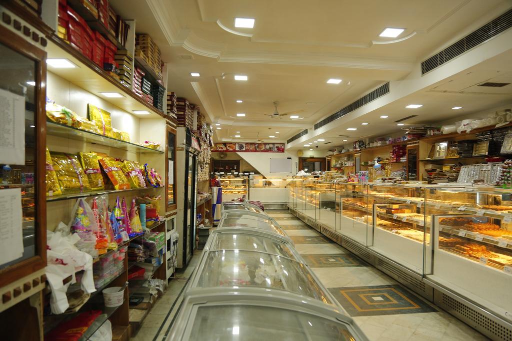 Hotel Popular Amritsar Ngoại thất bức ảnh